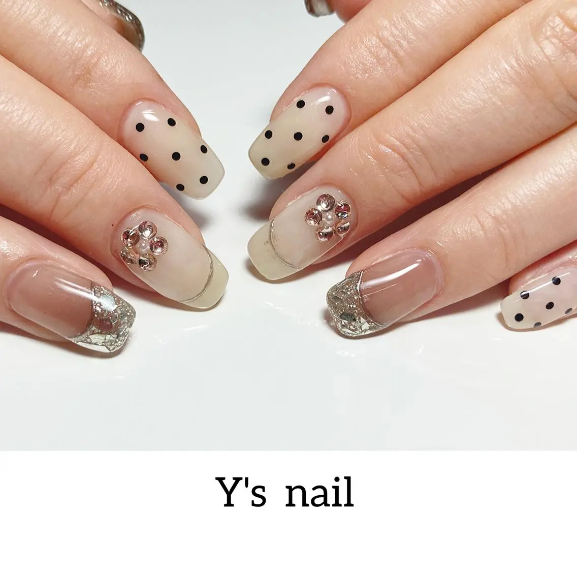 ネイル 韓国ネイル 手書きが得意🖌️ Y’s  nailのネイルデザイン