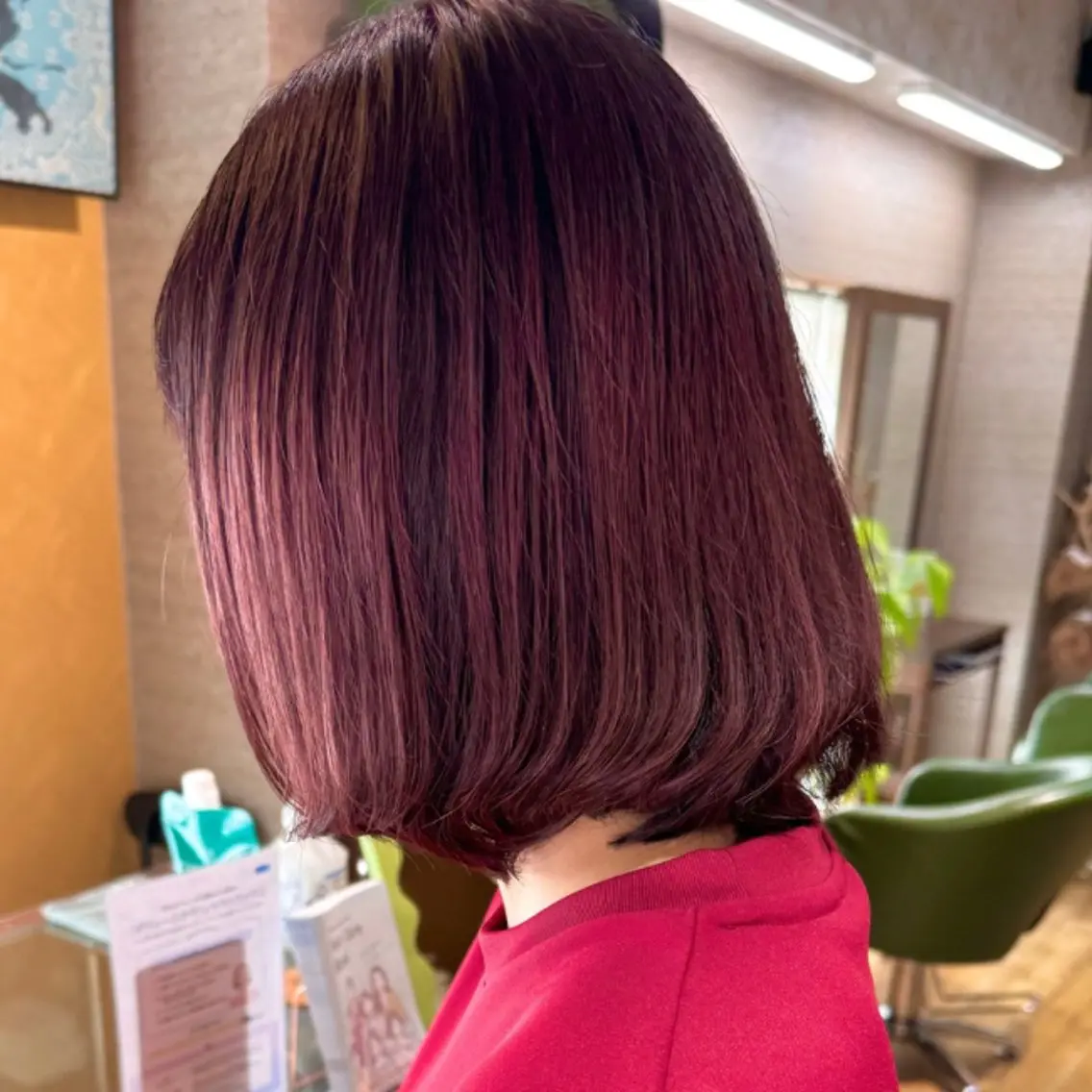 ミディアム カラー ボブ Unique ユニークのヘアスタイル