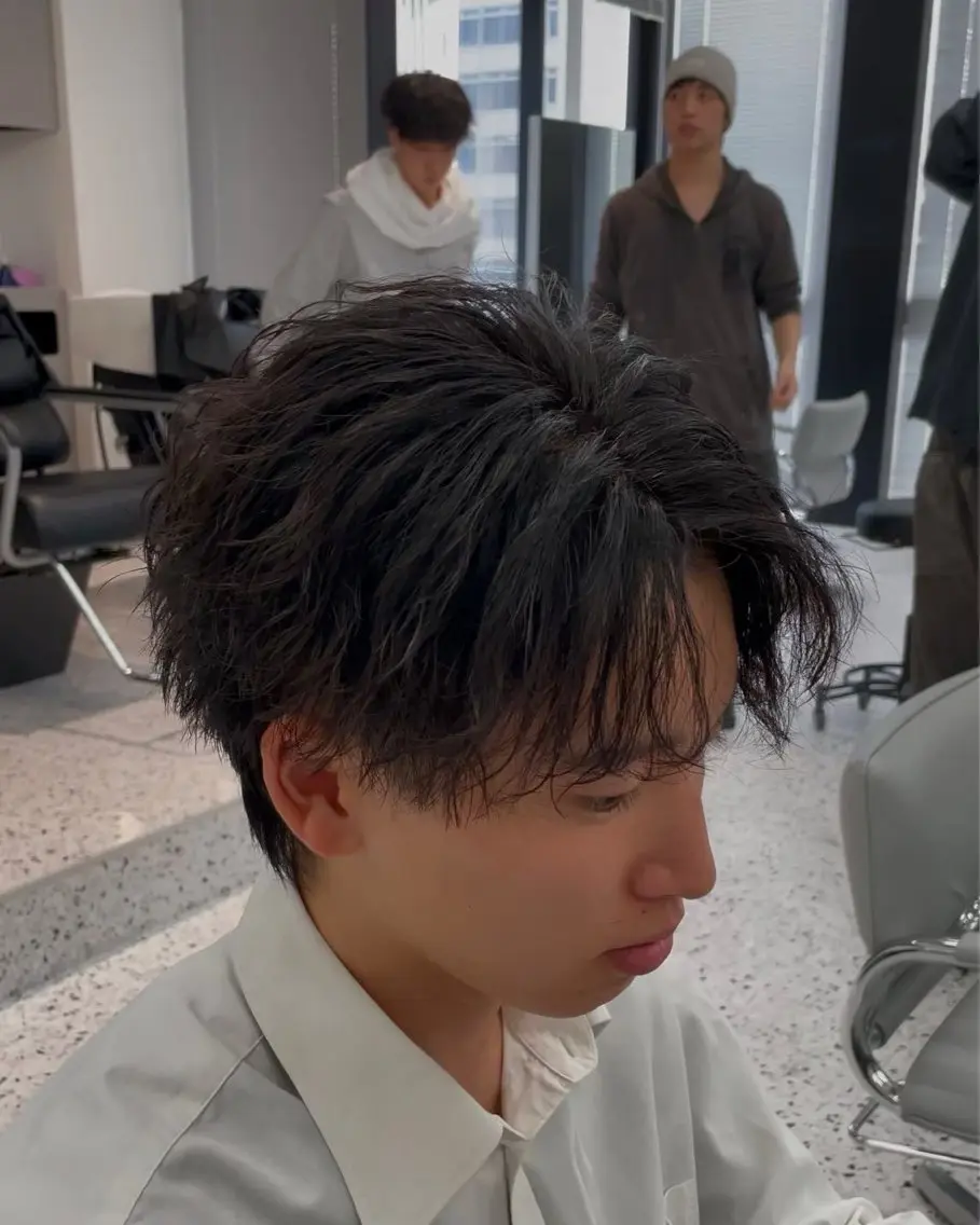 ショート カラー パーマ メンズ特化/ツイスパ /波巻き/松本真生のヘアスタイル
