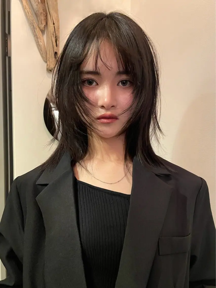 ミディアム SITY. NENE /カラーモデルのヘアスタイル