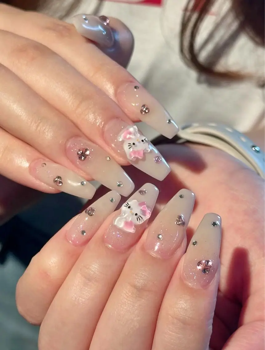 ネイル 長さ出し フレンチネイル 韓国ネイル ロングネイル シンプルネイル ハンドネイル ハンドケア Mina Aurea Nailのネイルデザイン