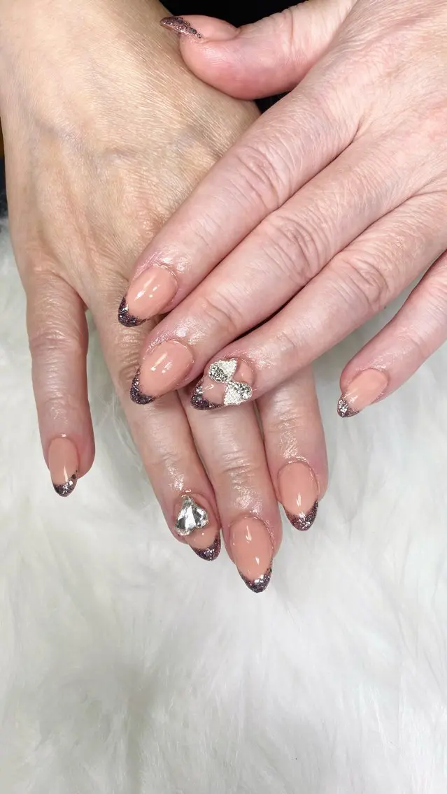 ネイル maninail iswaのネイルデザイン