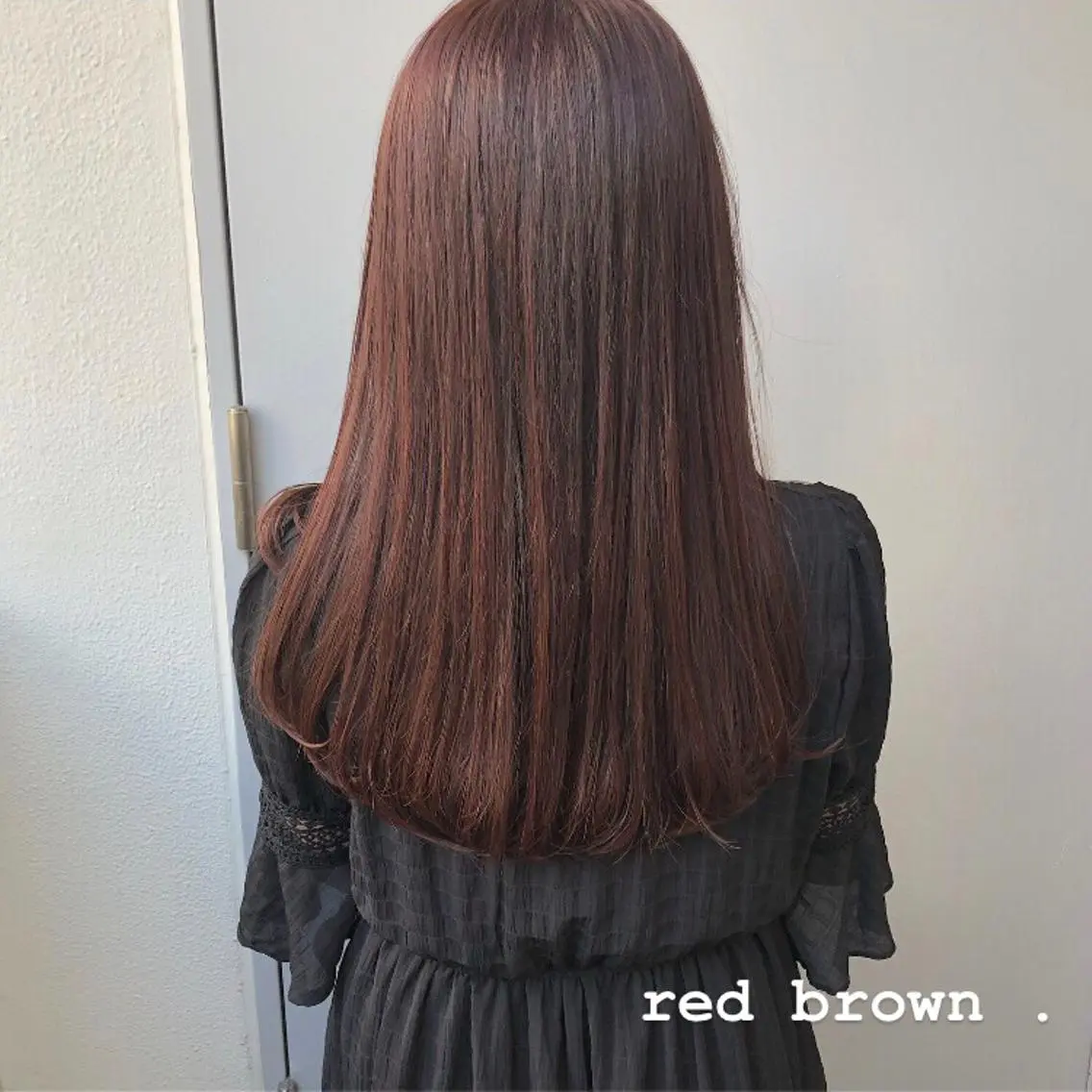 セミロング カラー パーマ ヘアアレンジ ブラウンカラー レッドカラー レッドブラウン トレンド眉🌈✨ arisaの眉毛・アイブロウイメージ