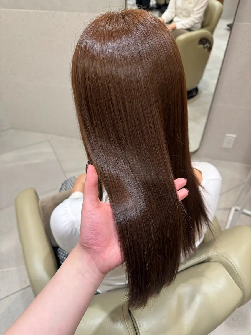 セミロング カラー ベージュカラー ブリーチ ブラウンカラー 透明感カラー ダブルカラー ヘアカラー トリートメント Jr.スタイリスト／ レイヤー／MANAのヘアスタイル