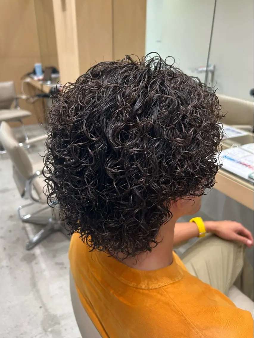 パーマ メンズ フェードカット メンズパーマ スパイラルパーマ カット パーマ 🐲ツイスパ🐲 フェード/龍のヘアスタイル