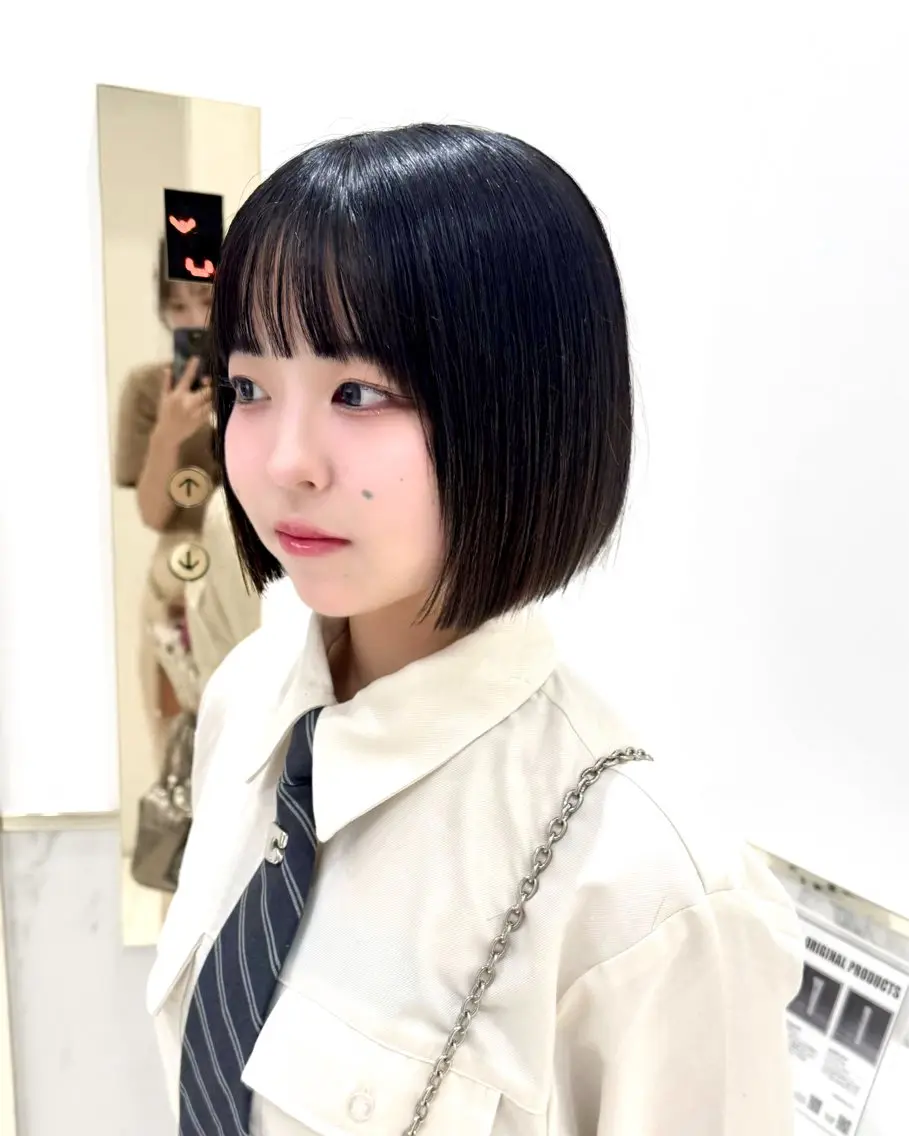 ショート カラー ヘアアレンジ カット ヘアカラー トリートメント ヘッドスパ ヘアセット 縮毛矯正🤍 盛れるボブ/ひかりのヘアスタイル