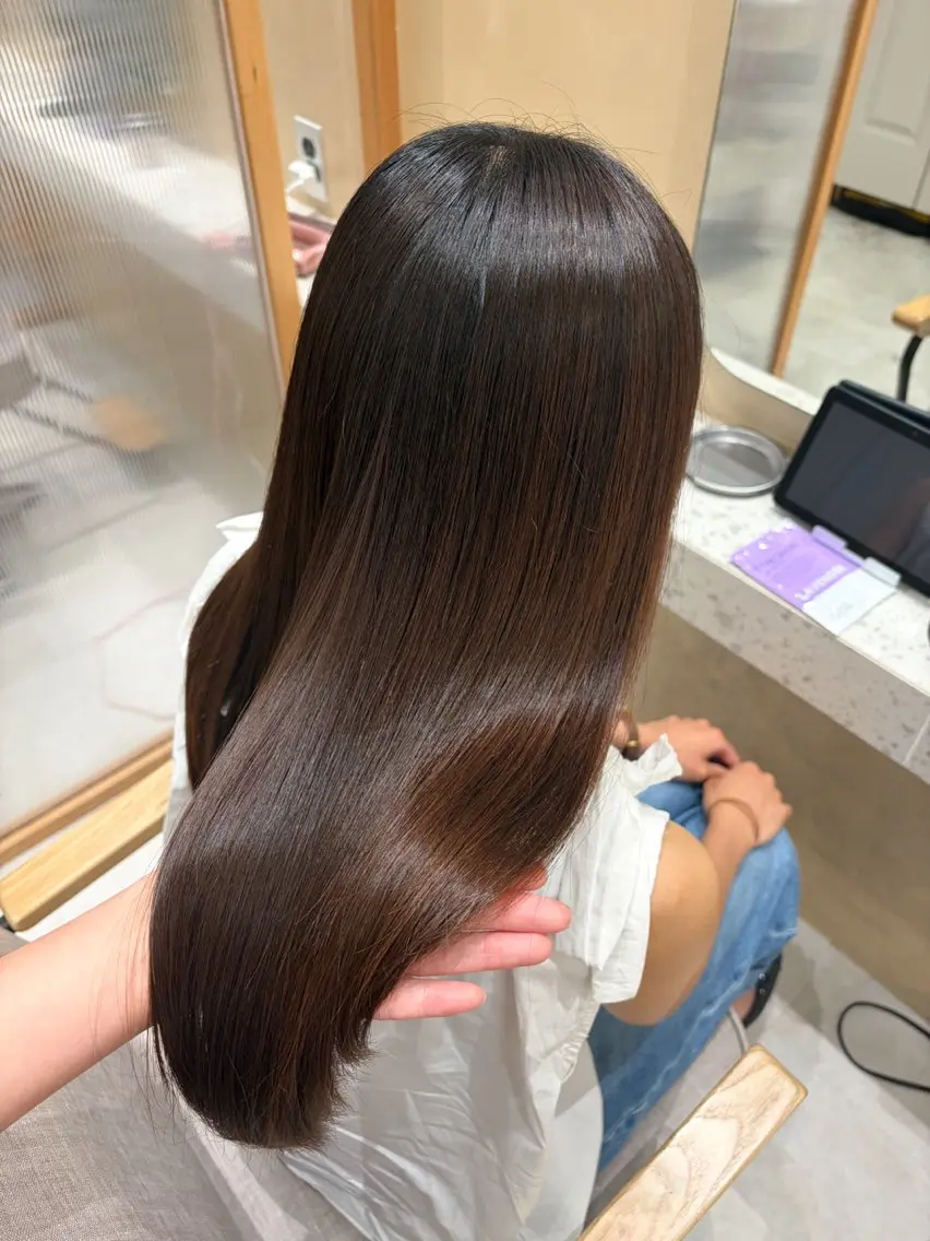 ロング 縮毛矯正 カット 縮毛矯正 トリートメント 🫧艶髪ボブ🫧 チカのヘアスタイル