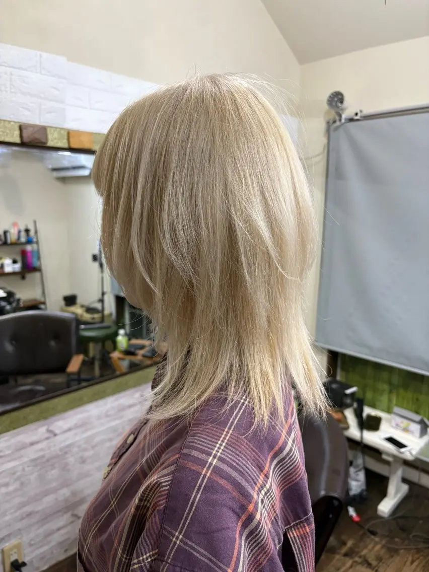 カラー ヘアカラー 渡辺 健太のヘアスタイル