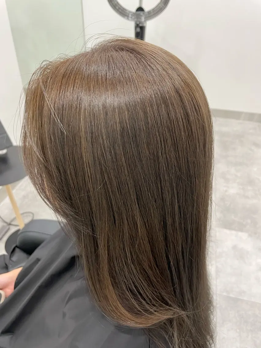 ロング カラー ブラウンカラー ヘアカラー ⭐トレンドカット&カ ラーCocoro🪿のヘアスタイル