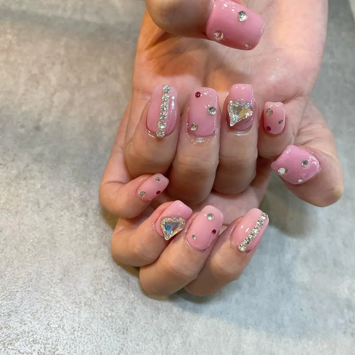 ネイル 韓国ネイル Nail Salon Gummi.のネイルデザイン
