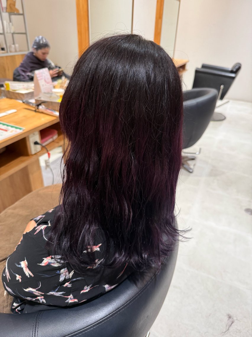 セミロング カット ヘアカラー 花田 梨佳のヘアスタイル
