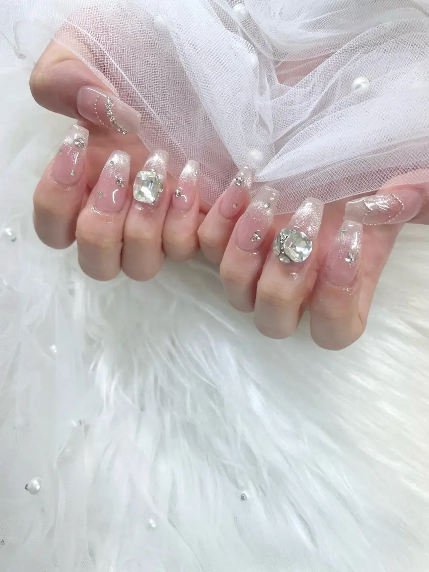 ネイル IBUKI PEEKABOO梅田のネイルデザイン