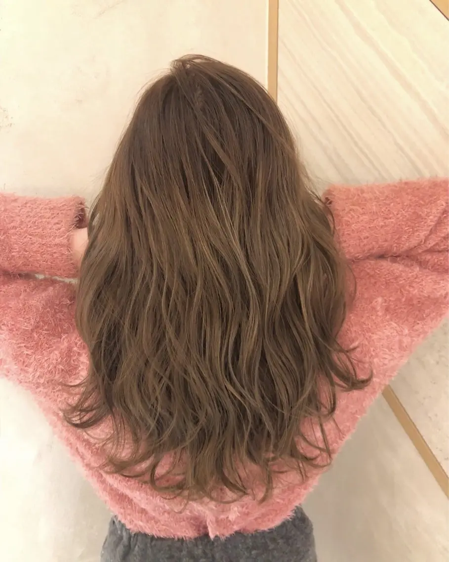 ロング カラー カット ヘアカラー トリートメント 🌈髪質改善🌈 過去の1艶サラ体験✨のヘアスタイル