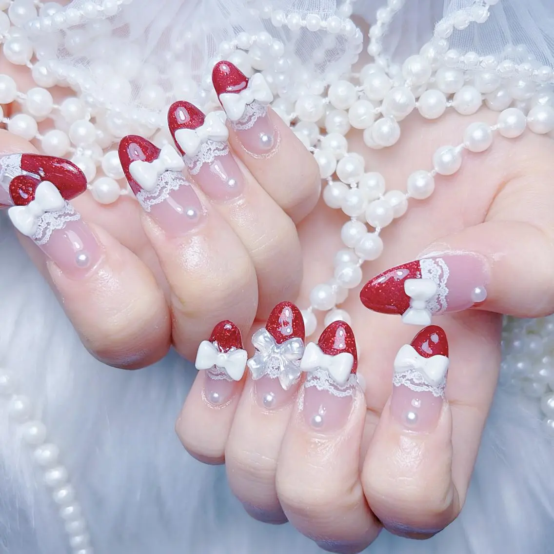ネイル アートネイル オーロラネイル 長さ出し フットネイル ガーリー ハンドネイル 🎀Seina 🧚🏻♀️のネイルデザイン