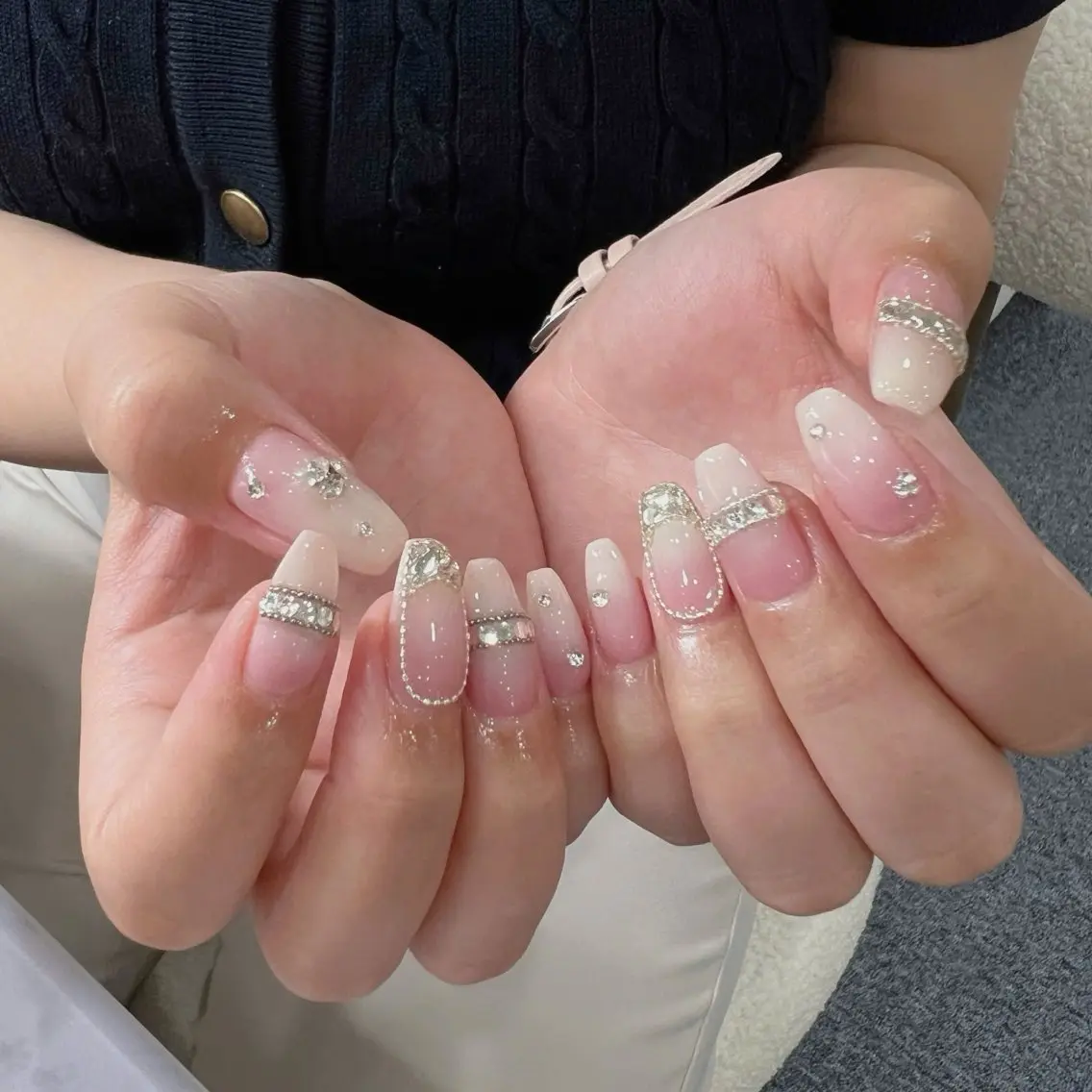 ネイル アートネイル 長さ出し フレンチネイル ジェルネイル グラデーション ハンドネイル NAILS BAR SHINJUKUのネイルデザイン