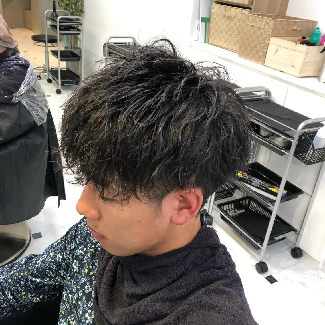 ショート カラー パーマ メンズ ベージュグレージュ 💕しゅーじ💕のヘアスタイル