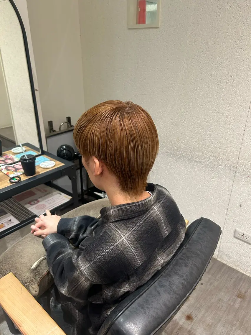 ショート カラー メンズ ブラウンカラー ナチュラルブラウン カット ヘアカラー トリートメント cocotte 💟草間紫音💟のヘアスタイル