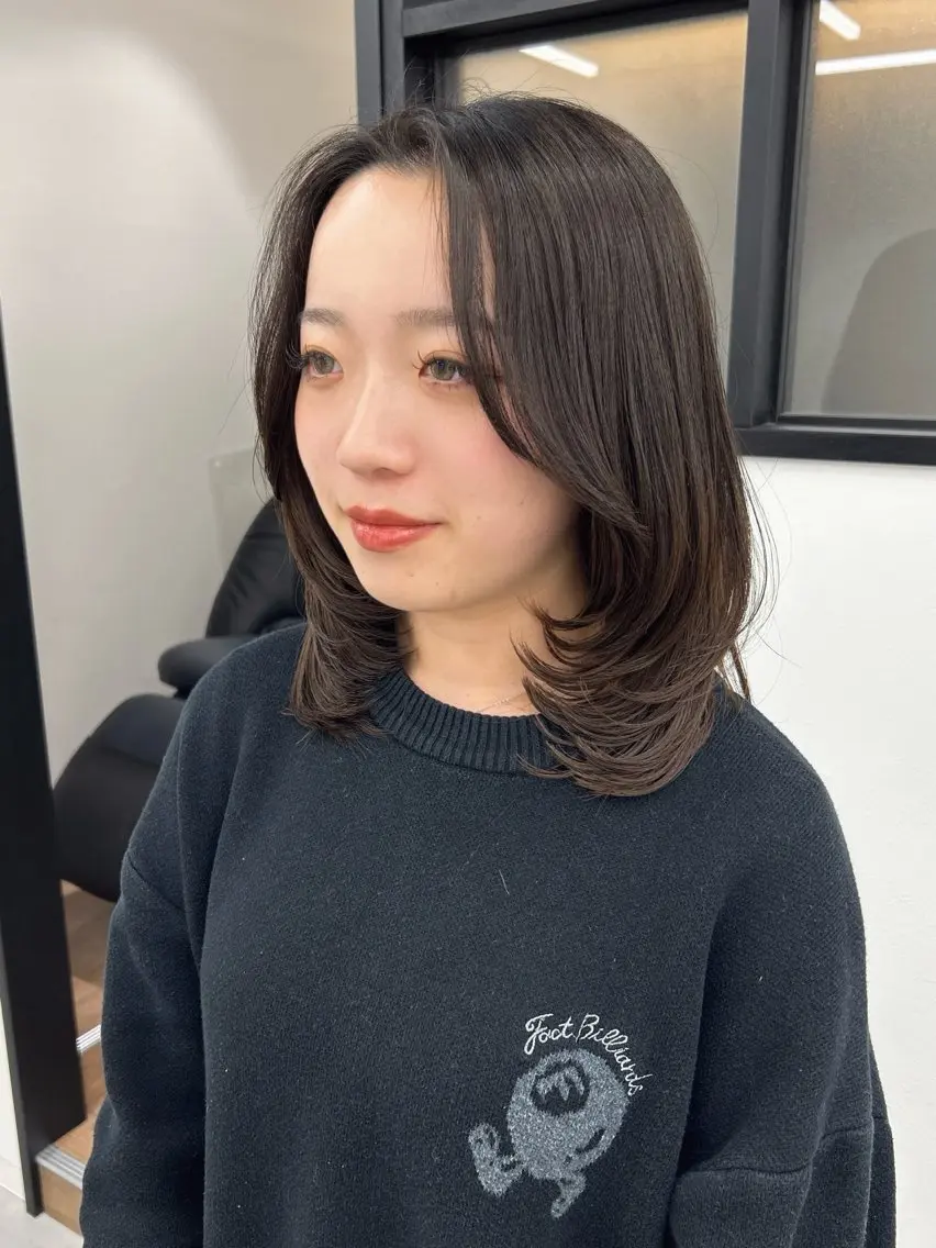 ミディアム レイヤー ハイトーン 暖色⭐︎KANAKOのヘアスタイル