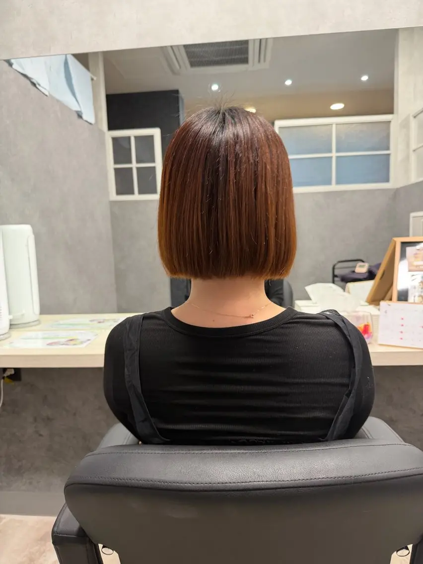 ショート 切りっぱなしボブ ボブ ショートヘア カット ヘッドスパ 加藤 あおいのヘアスタイル
