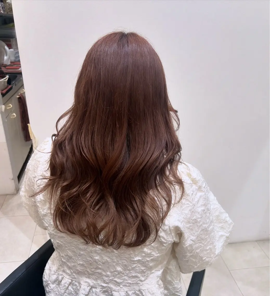 ロング カラー ベージュカラー ブリーチ ラベンダーカラー ラベンダーベージュ ヘアカラー 🫧Ai/ ロロネー森ノ宮💖のヘアスタイル