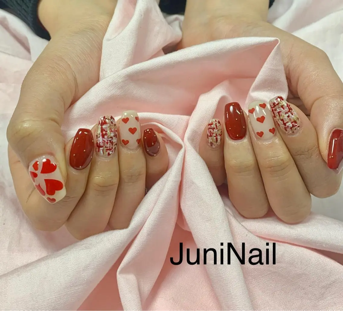 ネイル オーロラネイル クリアネイル 氷ネイル・うるうるネイル 韓国ネイル ニュアンスネイル ハンドネイル JuniNail 주니네일🇰🇷suのネイルデザイン