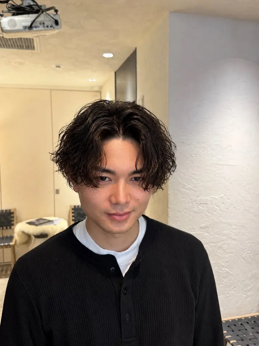 パーマ メンズ メンズパーマ カット パーマ 渋谷/切りっぱなし レイヤー/ブリーチのヘアスタイル