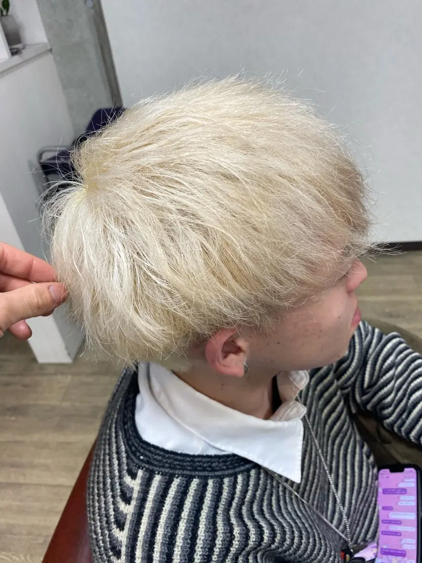 ショート カラー ヘアアレンジ メンズ メンズブリーチ ブリーチ 中野 一哉のヘアスタイル