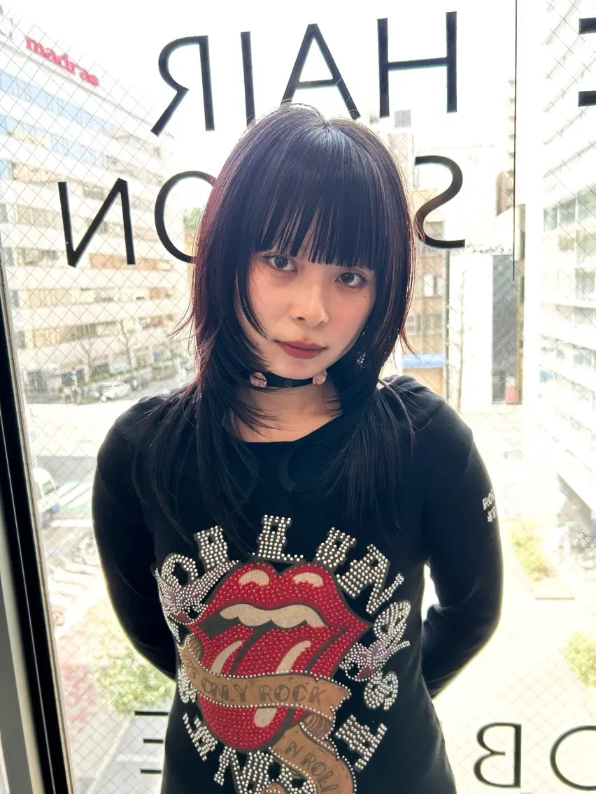 ミディアム ミディアムレイヤー レイヤーカット ウルフ/レイヤー /suzuhaのヘアスタイル