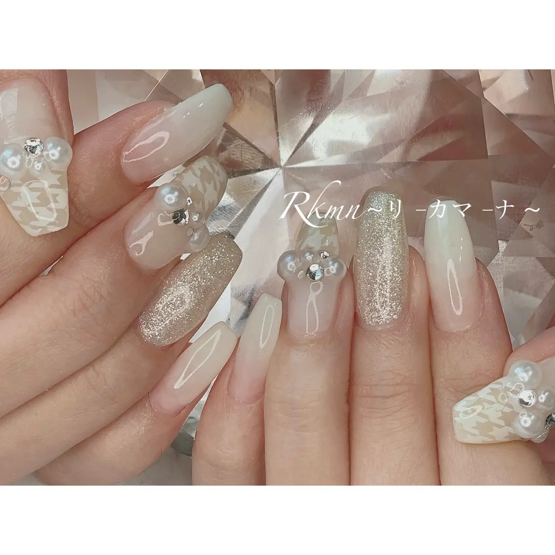 ネイル アートネイル フレンチネイル グラデーション 春ネイル ホワイト ハンドネイル フットネイル ハンドケア Rkmn ~リ-カマ-ナ~のネイルデザイン