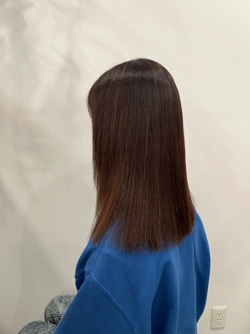 ミディアム カラー ブリーチ ハイライトカラー ブリーチなしカラー ハイライト ヘアカラー 吉田 詩穂のヘアスタイル