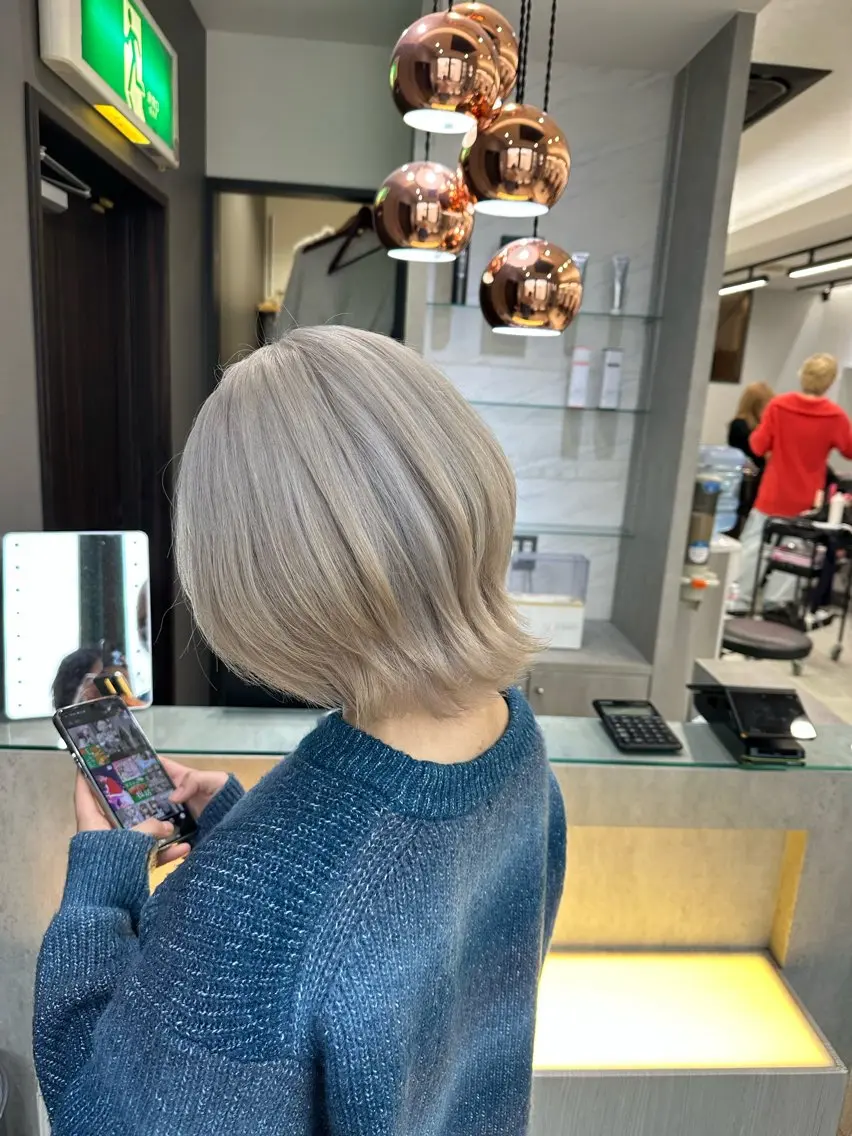 ミディアム カラー ヘアカラー トリートメント jill by gisel＿のヘアスタイル