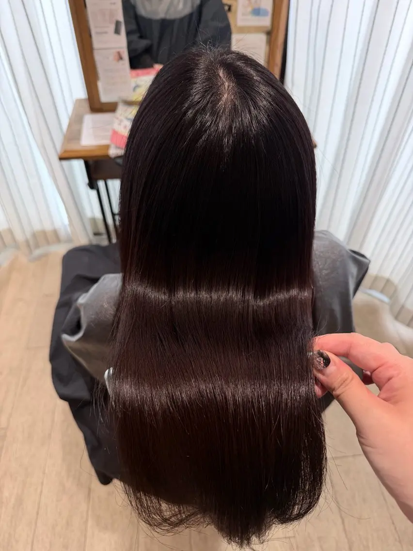 ロング やまぐち まりんのヘアスタイル