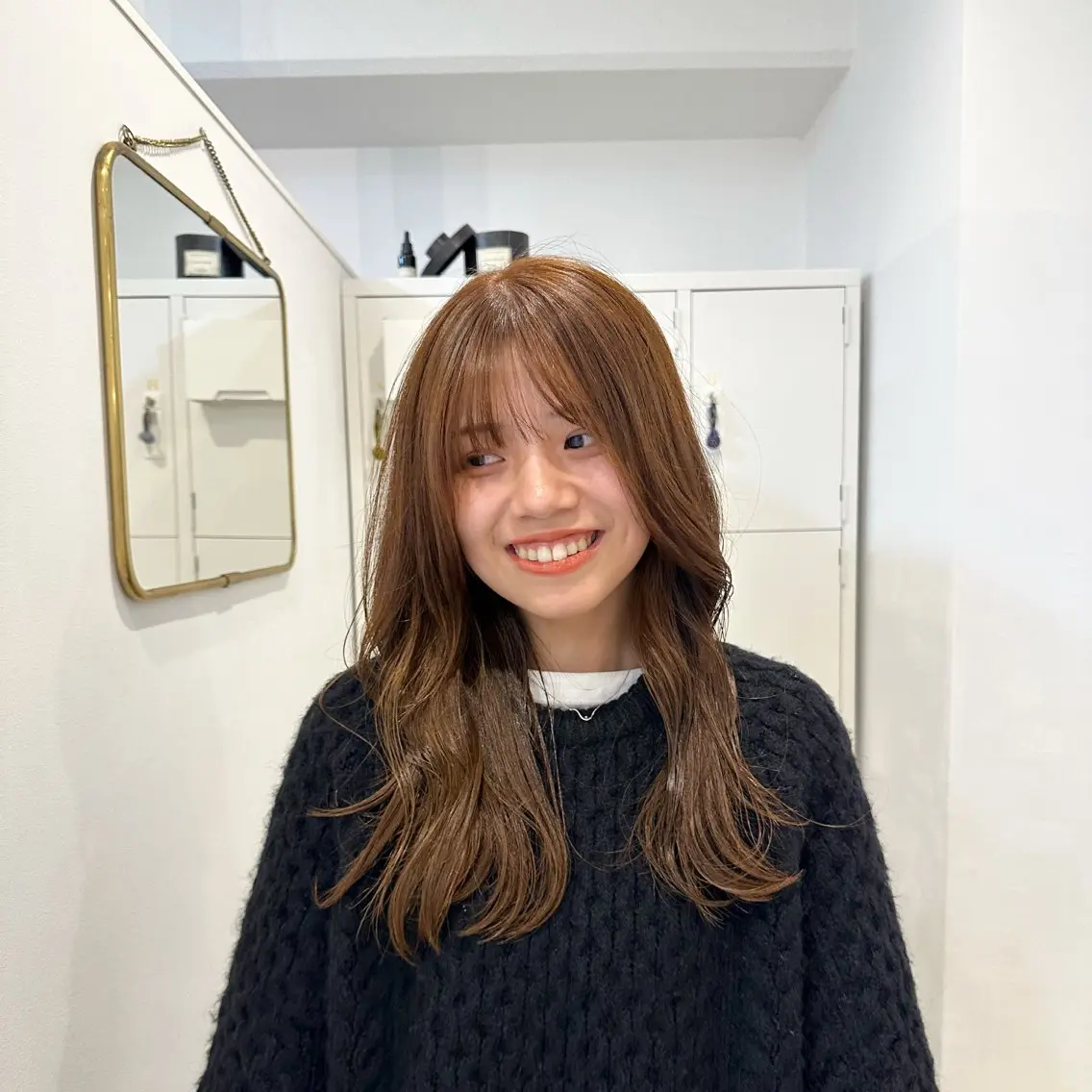 ロング オレンジブラウン 顔まわりレイヤー レイヤーカット カット ヘアカラー トリートメント 梅田/柔らかカラー/ オオハシ リナコのヘアスタイル