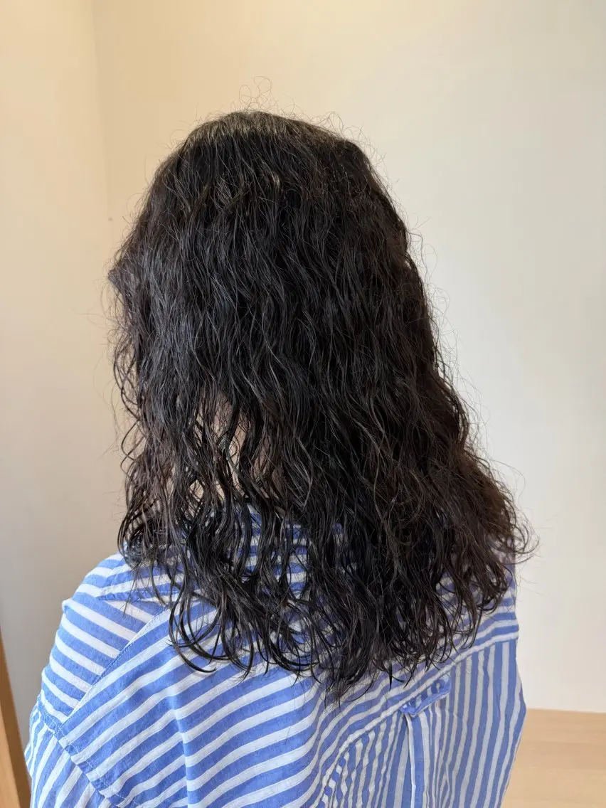 ミディアム ミディアムパーマ カット パーマ D.c.t eikoのヘアスタイル
