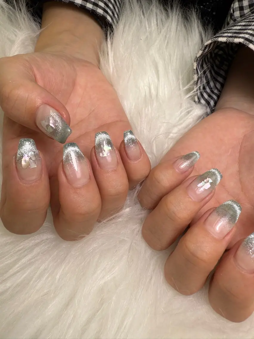 ネイル フレンチネイル マグネットネイル マグネットフレンチ nail salon BONはるのネイルデザイン