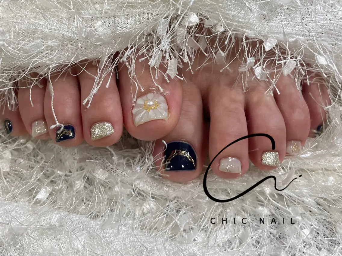 ネイル フットネイル CHIC NailSalonのネイルデザイン