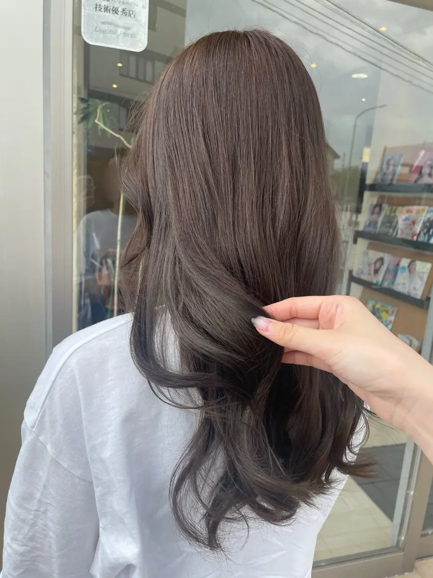 ロング MEKI 𓃠‪のヘアスタイル
