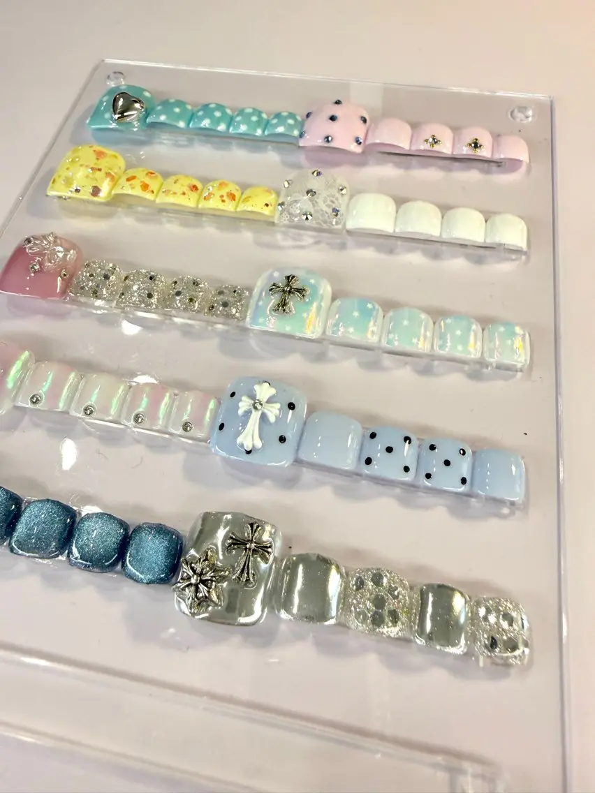 ネイル フットネイル ピンクドールハウス 宜野湾店のネイルデザイン