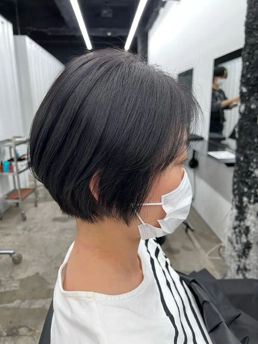 ショート カット ヘアカラー HI DEのヘアスタイル