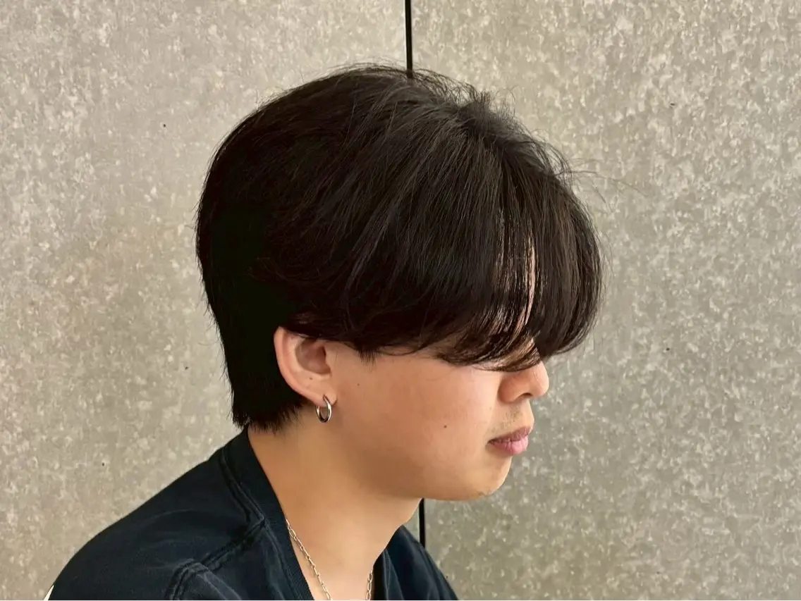 ミディアム メンズ センターパート メンズウルフカット レイヤーカット ウルフカット 福田 世奈のヘアスタイル