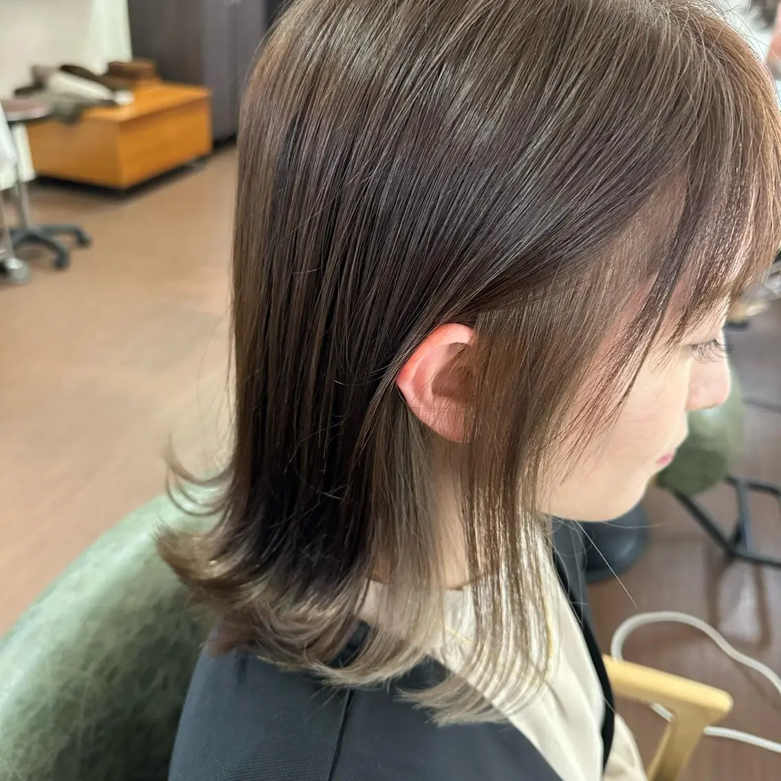ミディアム カラー 透明感カラー ヘアカラー 💜推しインナー カラー/菊池柊真💜のヘアスタイル