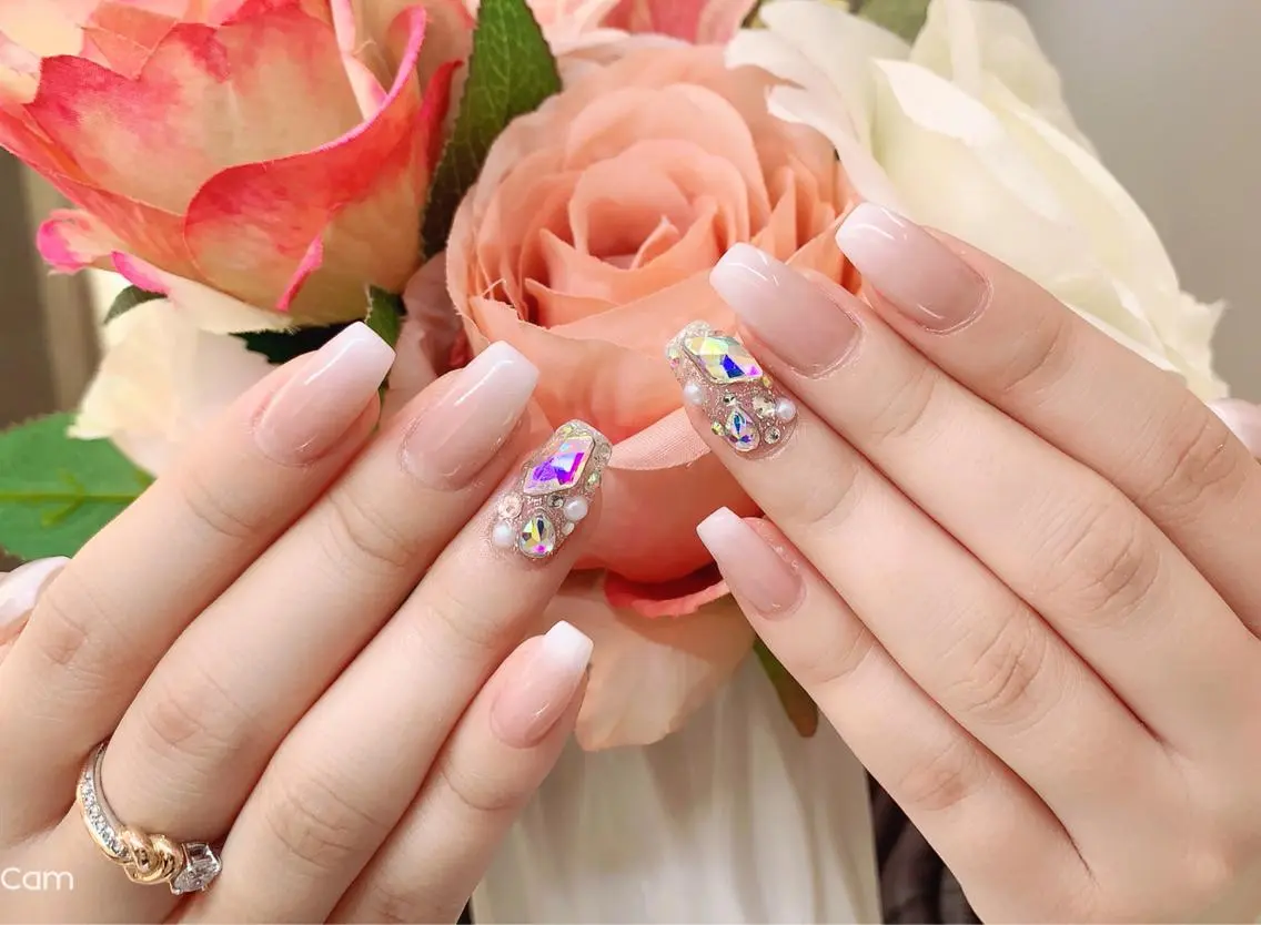 ネイル ジェルネイル ゴージャス グラデーション ハードジェル ロングネイル Lilas Nailのネイルデザイン