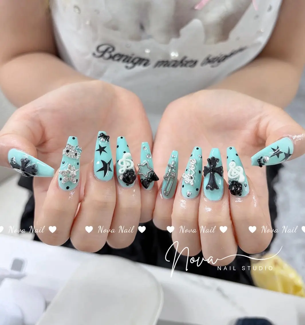 ネイル ハンドネイル ハンドケア Kitty Nail Novaのネイルデザイン