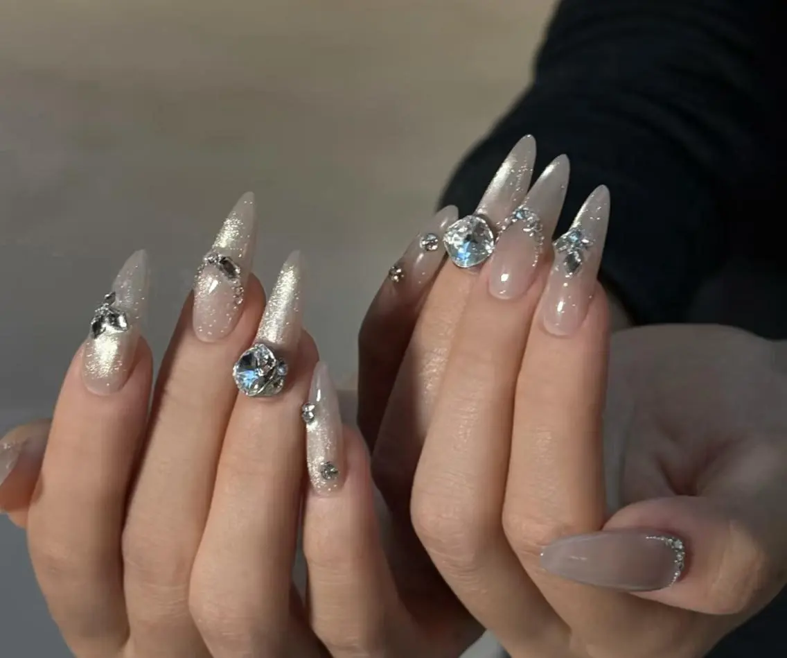 ネイル ハンドネイル 🎀 NaNa_nailのネイルデザイン