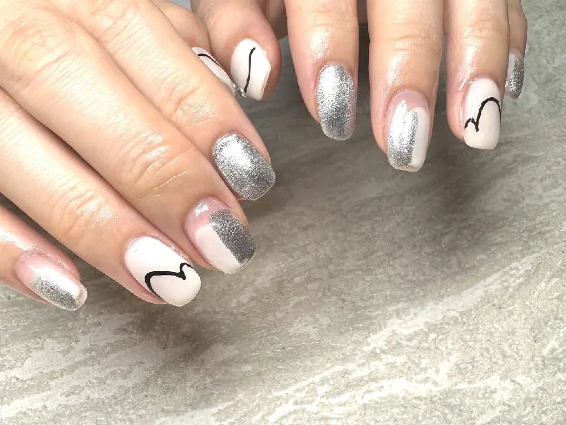 ネイル JULIE NAILのネイルデザイン
