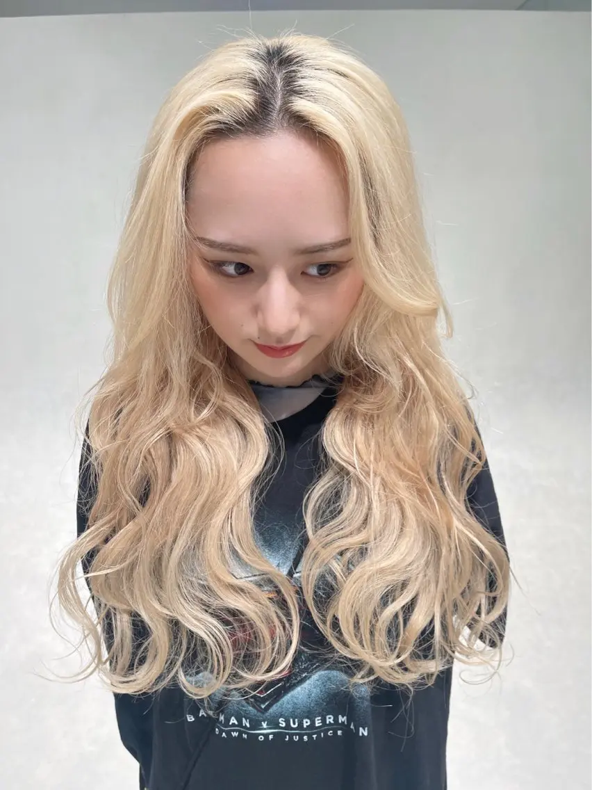 ロング カラー ヘアカラー トリートメント 🎀ミルクティー/暖 色×レイヤー/マリアのヘアスタイル