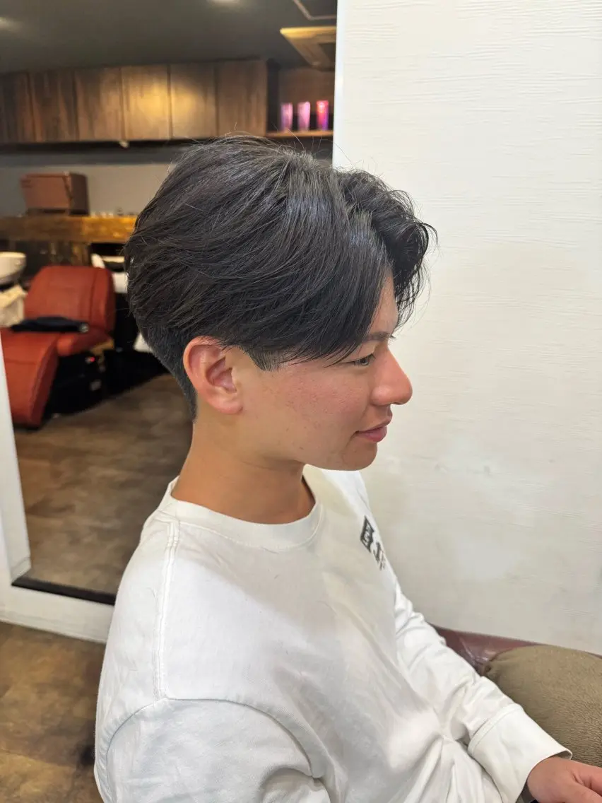 ショート パーマ メンズ 縮毛矯正 カット 縮毛矯正 トリートメント ヘアセット メンズ特化パーマ 美容師/小泉賢徒のヘアスタイル