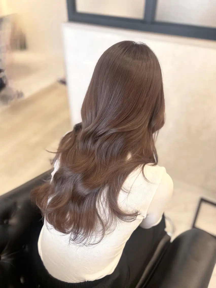 ロング カラー カット ヘアカラー トリートメント emi/髪質改善/ 韓国風/艶カラーのヘアスタイル