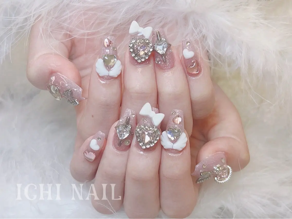 ネイル ハンドネイル 🧚🏻‍♀️ NOHA🎀のネイルデザイン