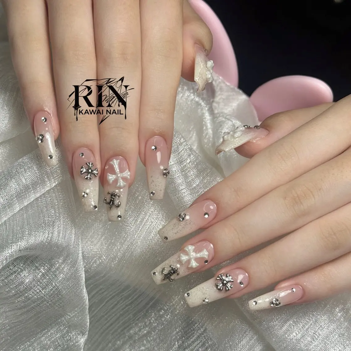 ネイル チークネイル ドット フレンチネイル グラデーション 韓国ネイル Rin KawaiiNailのネイルデザイン